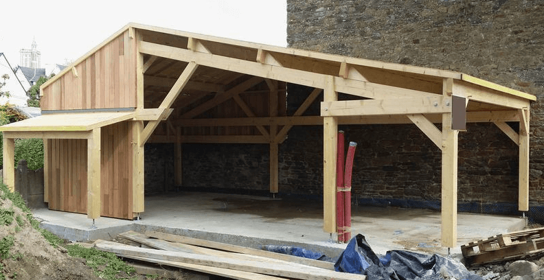 Construction charpente garage en bois